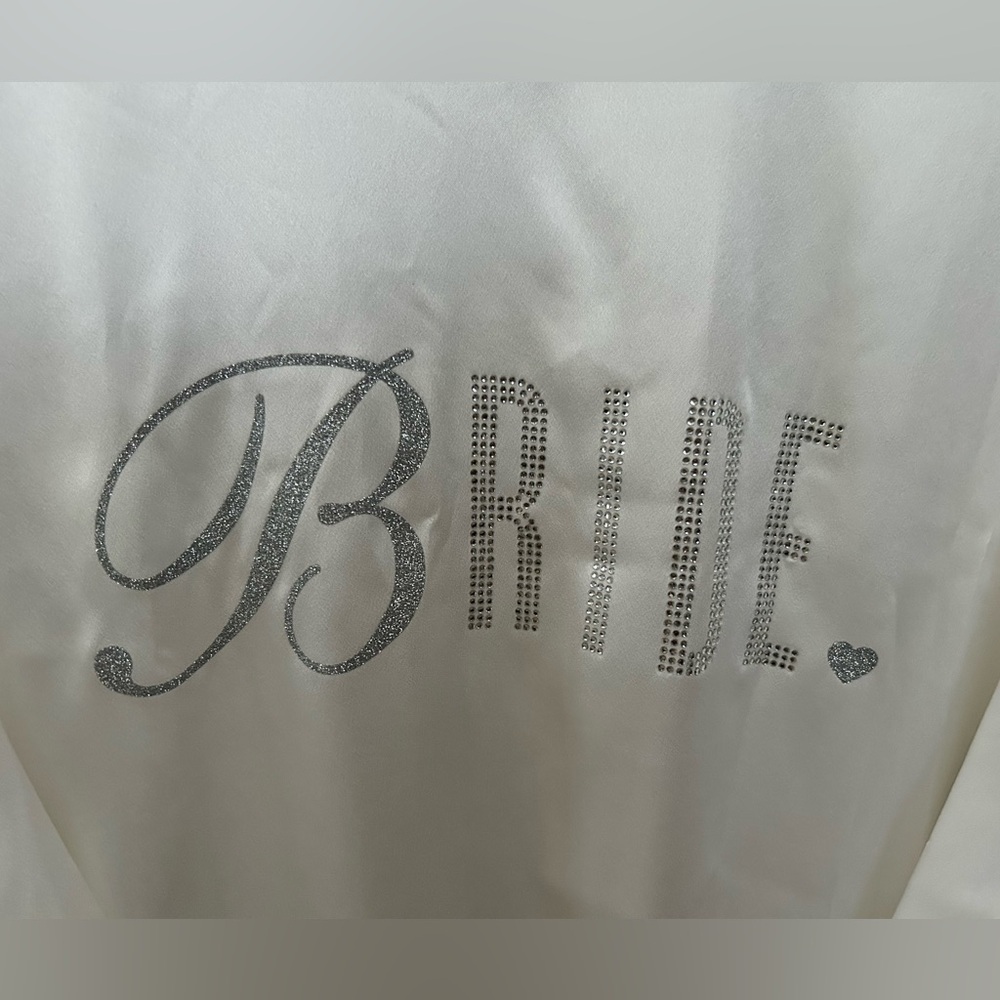 Victoria's Secret Satin “I Do” Bride Robe - White - One Size - Picture 3 of 8